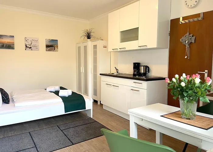 Strandnah Im Haus Frauenpreiss 56 *